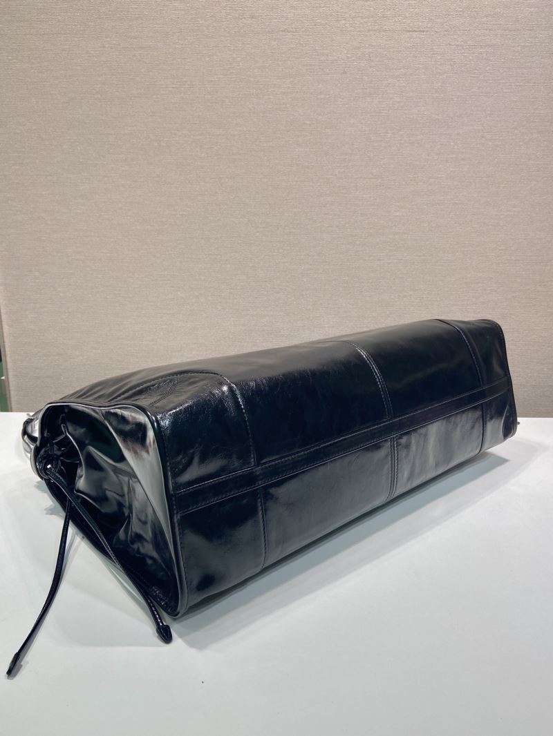 Pra*a top handle bags